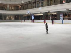 -陈露国际冰上中心(天津嘉里汇店)