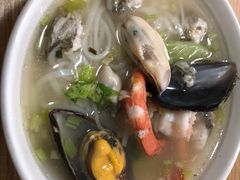 -三身人金新肠粉(丹霞店)