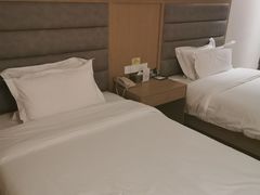 -兴芮温泉度假区