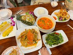 -Dang restaurant (patong phuket)