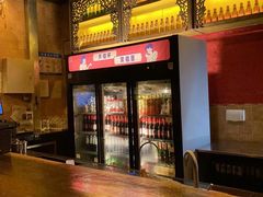-Helens海伦司小酒馆(上海疁城新天地店)