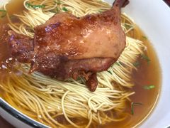 -百年老字号·观振兴蟹黄面·三虾面·苏式面(观前街富仁坊巷店)