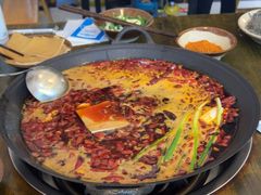 -黄潇洒老火锅(九眼桥宏济巷店)