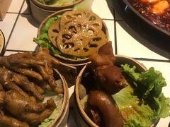 -瓜西西重庆火锅(花溪店)