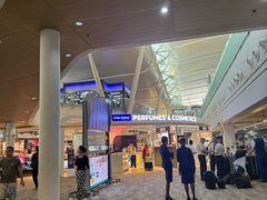 -王权免税店(普吉机场店)