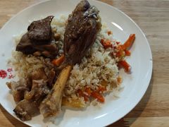 一腿一排饭-零·壹新疆羊肉抓饭