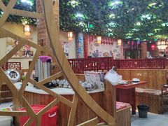 大堂-袁小二大东北铁锅炖(吉祥村总部)