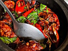 石锅牛蛙-穹六人间 people 6(岳阳路店)