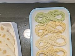 -德天肥牛海鲜火锅(龙吟坊店)