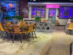 -马路牙子地桌烤肉(工体店)