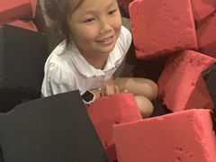 -嘿哟动霸CHUA·新潮玩运动娱乐中心·蹦床滑冰团建乐园