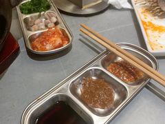 -围炉肉舍•炭烤活鳗•丹东海鲜烤肉(步行街店)