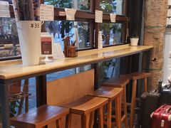 -猫的天空之城概念书店(杭州南宋御街店)