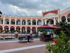 -佛罗伦萨小镇广佛名品奥特莱斯(疏港路店)