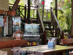 -Green Tree Rest. & Pub