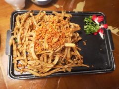 -雀舞云南菜(天津天河城购物中心店)