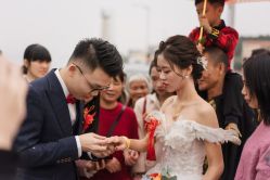 点击看大图 -予白婚纱礼服馆