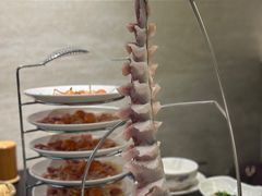 -得意咚瓜·顺德鱼生·冬瓜火锅(深圳首店)