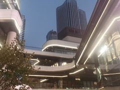 -前滩太古里木区停车场