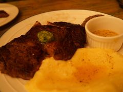 -羽深肉铺 Steak & Wine