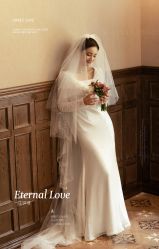 -雪中彩影婚纱摄影·微光艺术中心