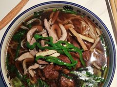 -镇南锅盖面馆(解放路店)