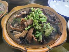 -小杨翘脚牛肉