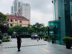 -飞洲国际广场-地下停车库