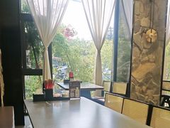 -陈熹公民族美食文化餐厅(中华广场店)