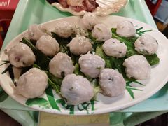 手打墨鱼丸-尚竹阁冬瓜盅·18年地标美食(平洲店)