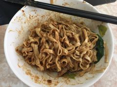 -华威达牛庄(黄埔大道西店)