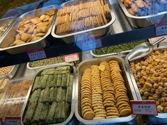 -上海市长春食品商店(淮海中路店)