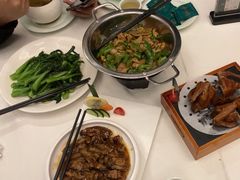 -五谷芳乳鸽王(海景店)