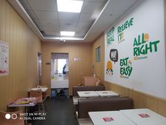 -华莱士·全鸡汉堡(五爱道店)