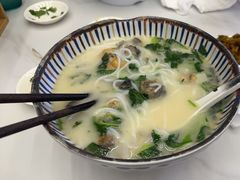 -鲜越鲜鱼粉(财富购物中心店)