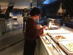 -上海滴水湖皇冠假日酒店