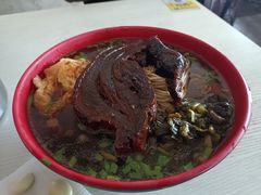 -小龙大肉面馆