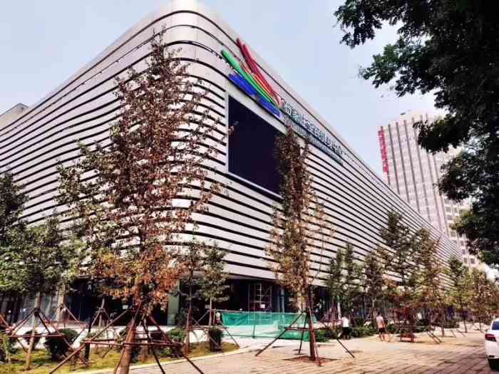 打分 万拓健身中心全民店(以前的石家庄市游泳馆),水质很好,学校开学