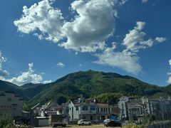 -安吉龙王山峡谷漂流