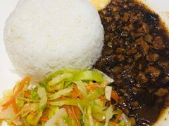 香菇卤肉饭-嘉和一品(长江道店)