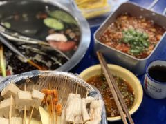 -马路边边串串香(苗栗路店)
