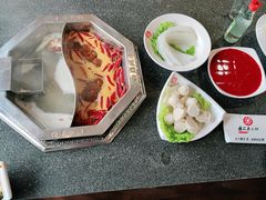 -鼎汇丰重庆老火锅(鞍顺园店)