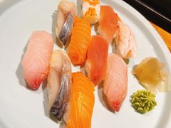 手握寿司拼盘-石屋料理(南京西路店)