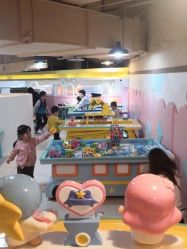 -多多淘儿童体验中心(重庆来福士店)
