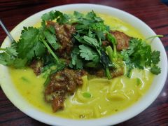 椰汁咖哩雞麵-成群小食店