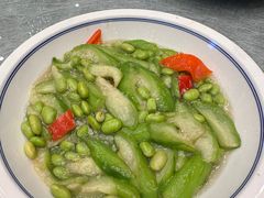 -侬佳蒸菜馆(听潮店)