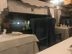 大堂-火车头法国西餐厅