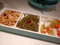 -荷塘秋月·本帮江浙菜(国权路店)