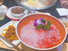 -谭公鱼头·鲜鱼火锅·小龙虾·江湖菜(秀沿路店)