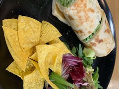 法拉卷-HELLO 27 意面·沙拉·帕尼尼